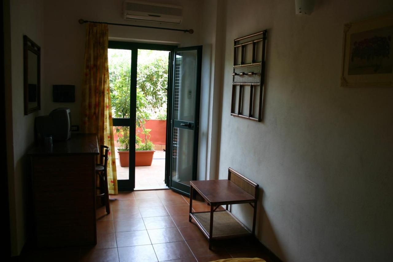 Casa Vacanze Marzano Guest House Tropea Exterior photo